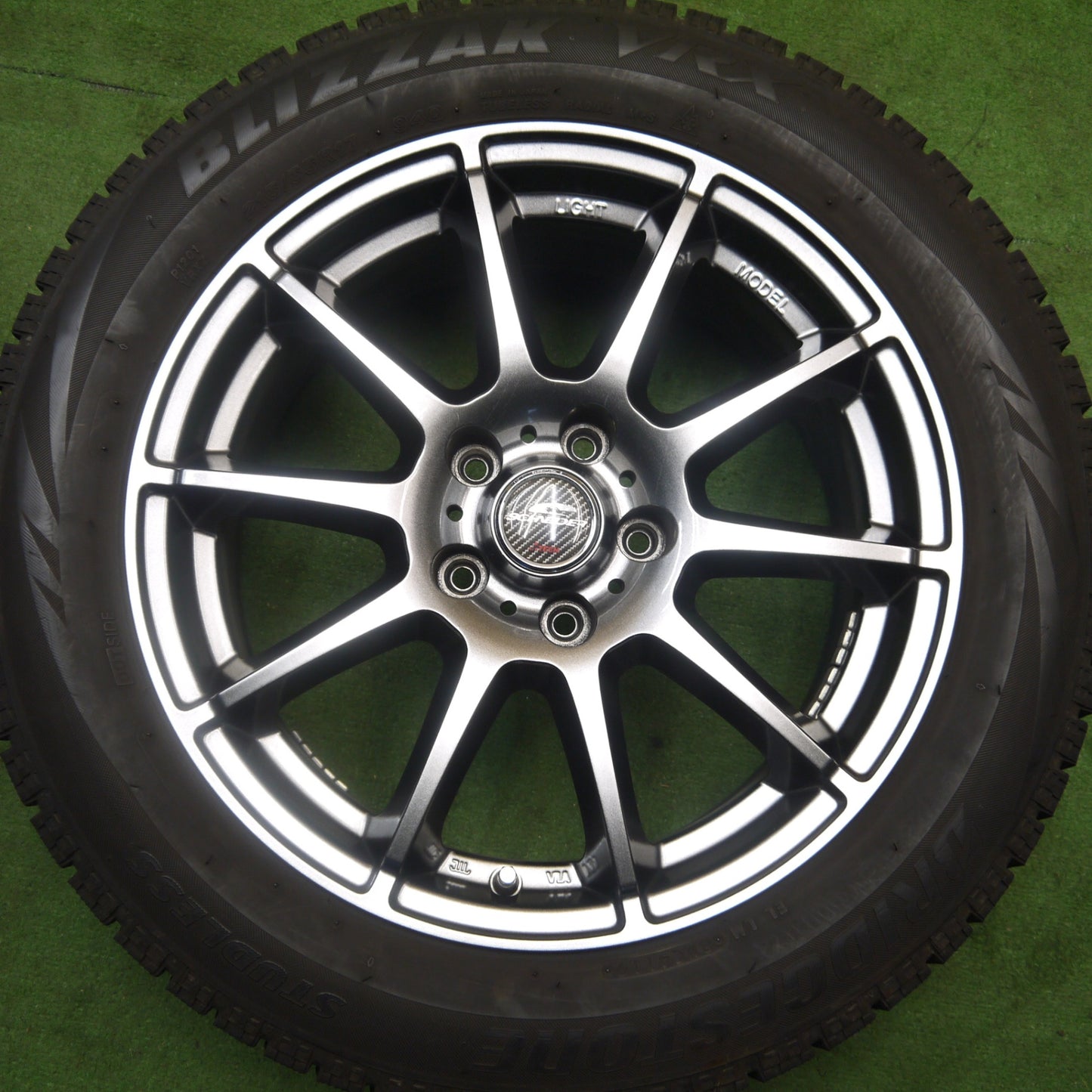 キレイ★スタッドレス 215/55R17 ブリヂストン ブリザック VRX SCHNEIDER シュナイダー 17インチ PCD114.3/5H★6041001Hス