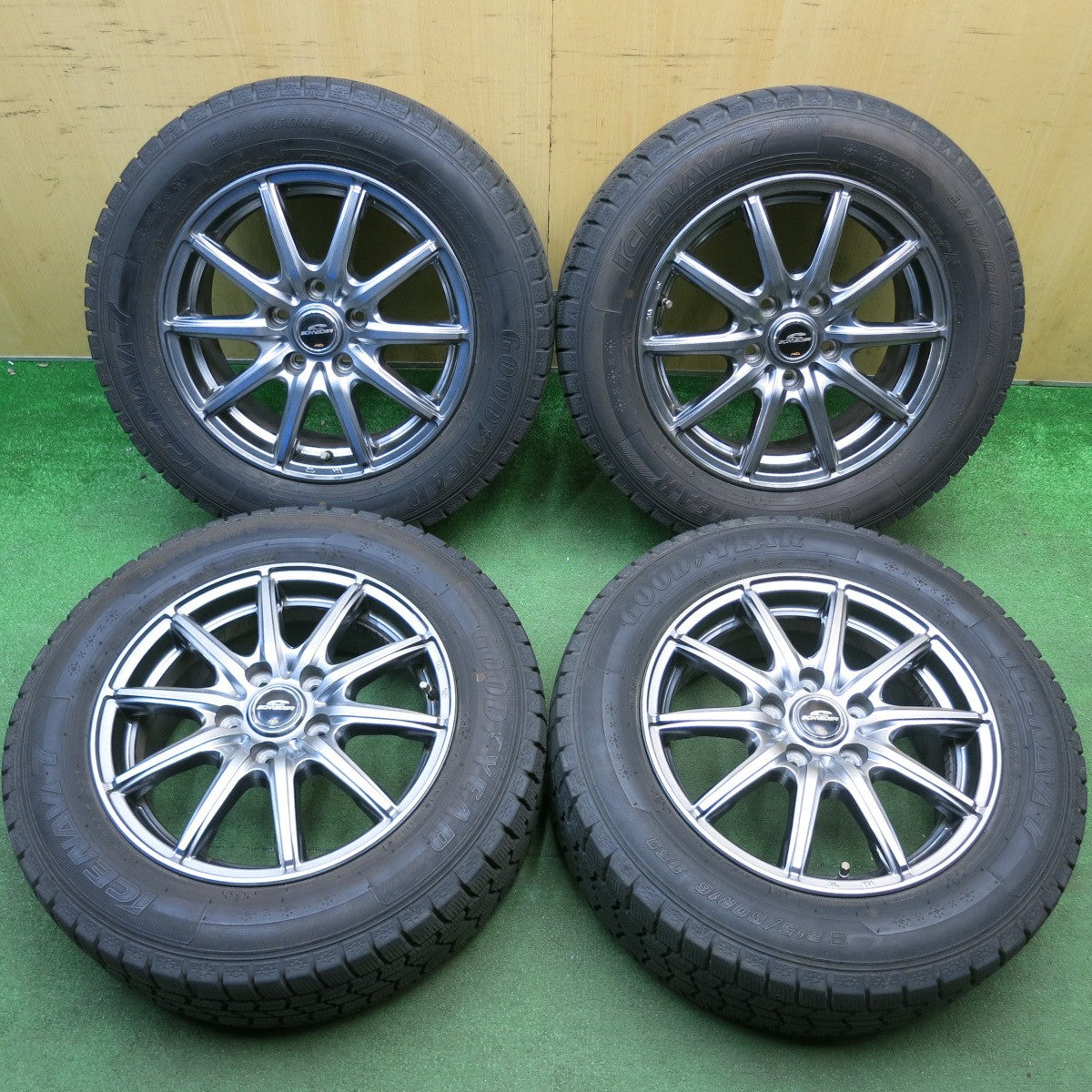 バリ溝！キレイ！9.5分★スタッドレス 215/60R16 グッドイヤー アイスナビ7 SCHNEIDER MiD シュナイダー 16インチ PCD114.3/5H★6031502HAス