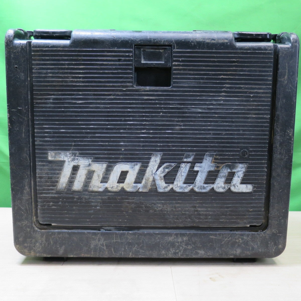 [送料無料] ☆マキタ 充電式 インパクトドライバ TD136D 電動 工具 14.4V BL1440 充電器 DC18RF makita☆