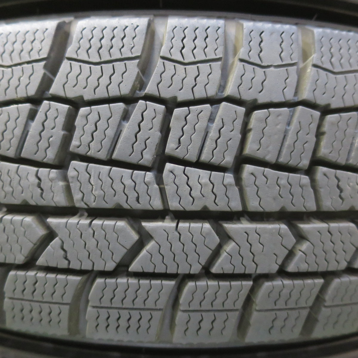 バリ溝！25年！キレイ！9.5分以上◎スタッドレス 155/65R14 ダンロップ ウインターマックス WM02 Zart 社外 アルミ 14インチ PCD100/4H◎6092305イス