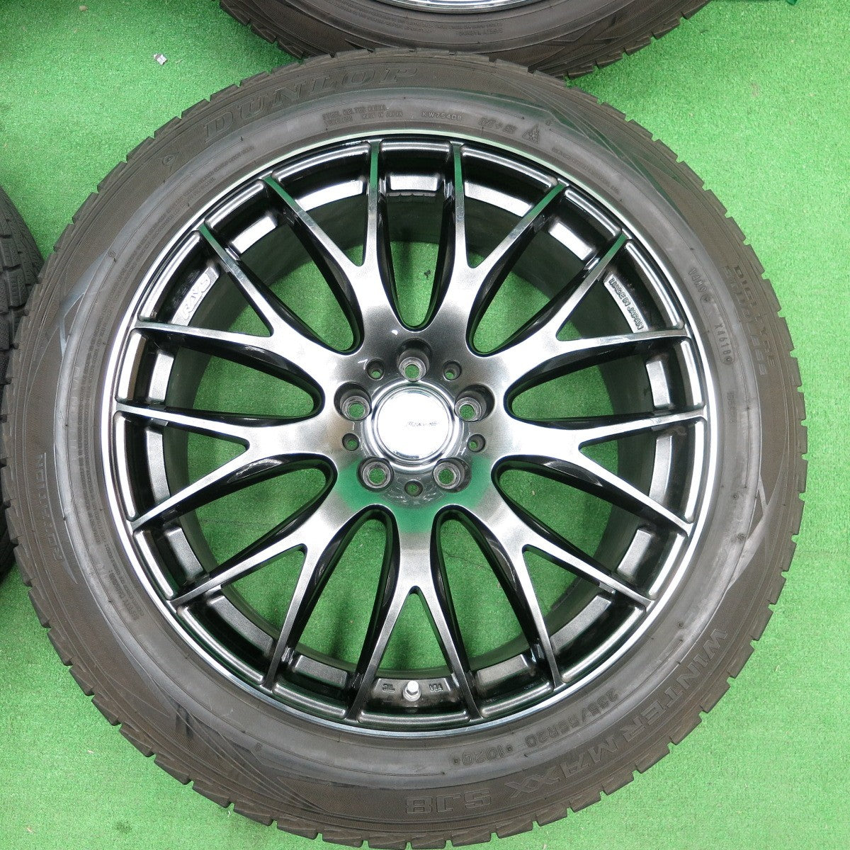 *送料無料* バリ溝！9分★RAYS HOMURA 2×9 FC 235/55R20 スタッドレス ダンロップ ウインターマックス SJ8 レイズ ホムラ PCD114.3/5H★4042301ナス