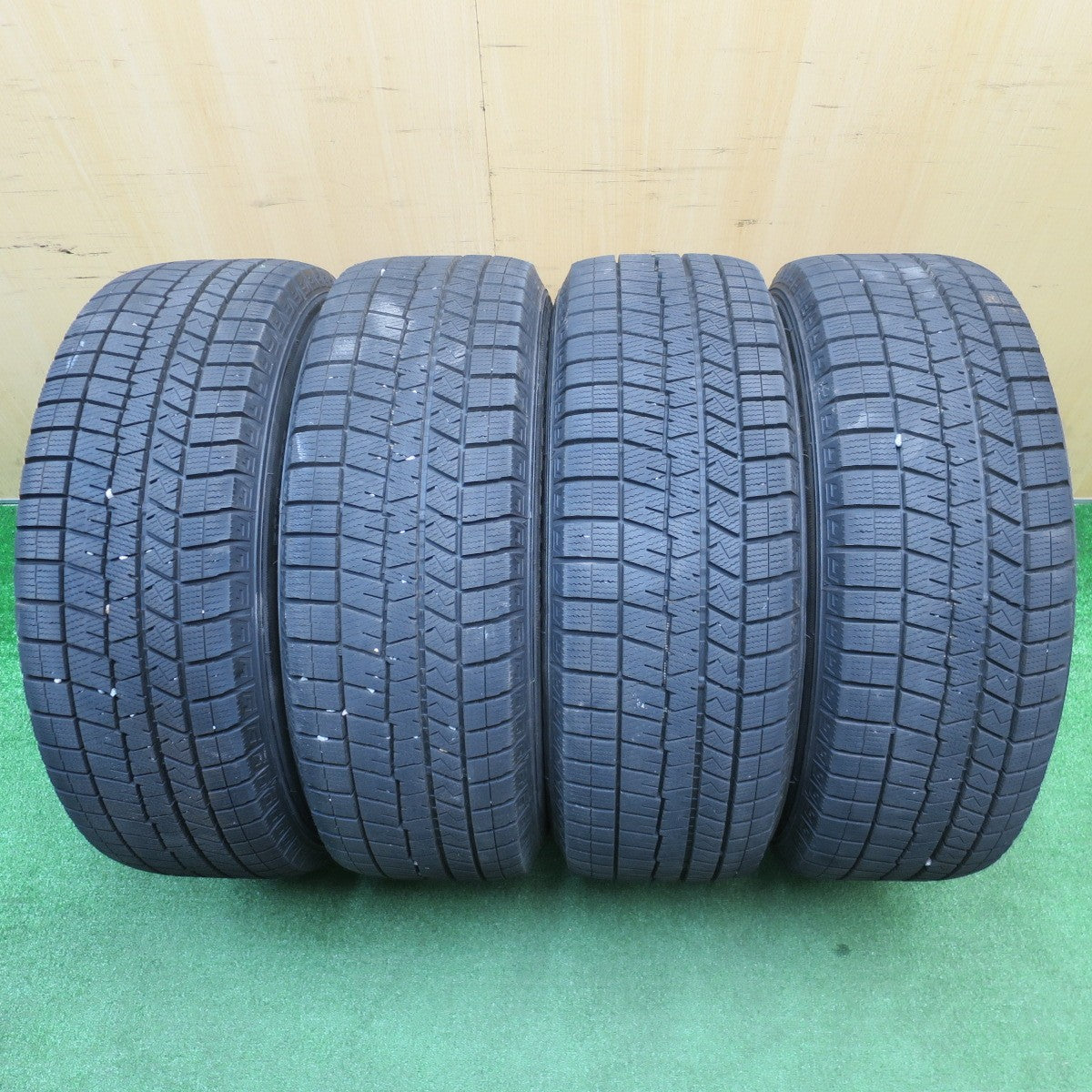 バリ溝！23年！9.5分★スタッドレス 215/60R16 ダンロップ ウインターマックス 03 PRD 社外 アルミ 16インチ PCD114.3/5H★5112702NJス