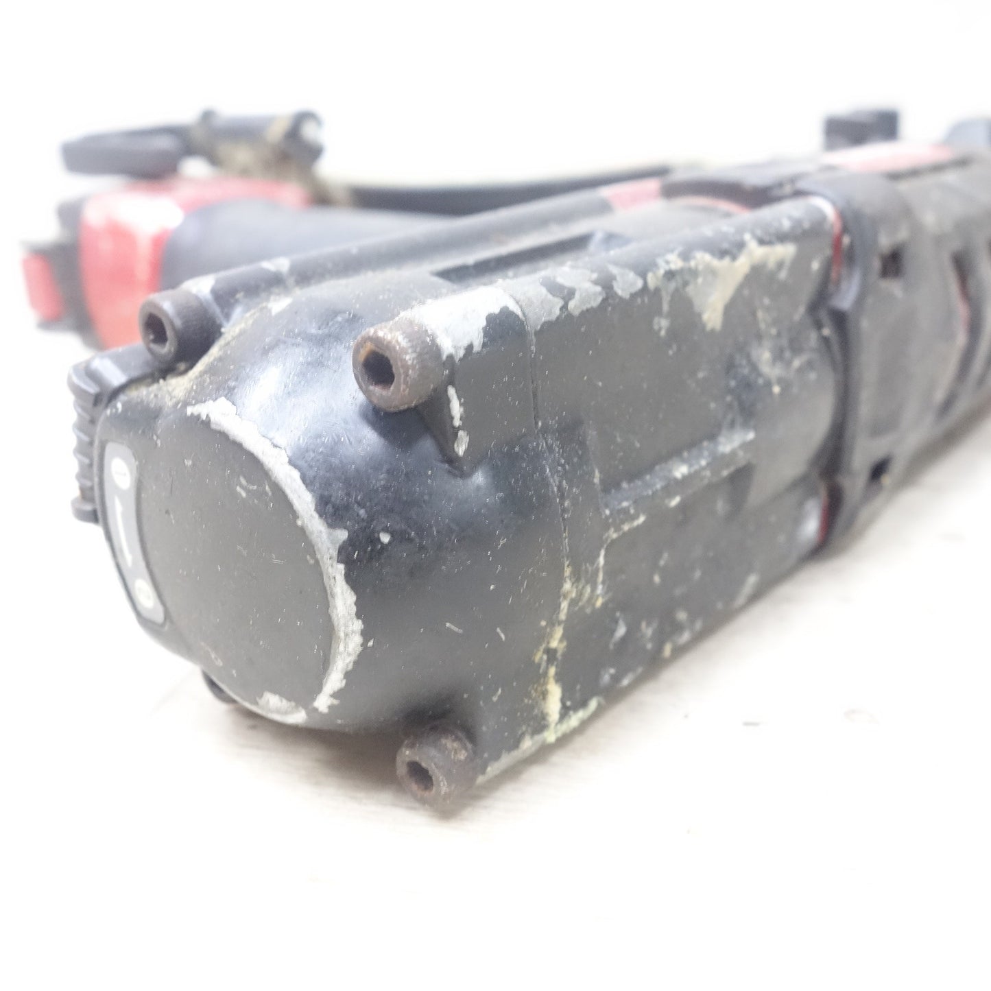[送料無料] ◆マキタ 41mm 高圧 エア ビス 打ち機 AR411HR エアー ツール 工具 ネジ ねじ 打機 ケース 付き◆