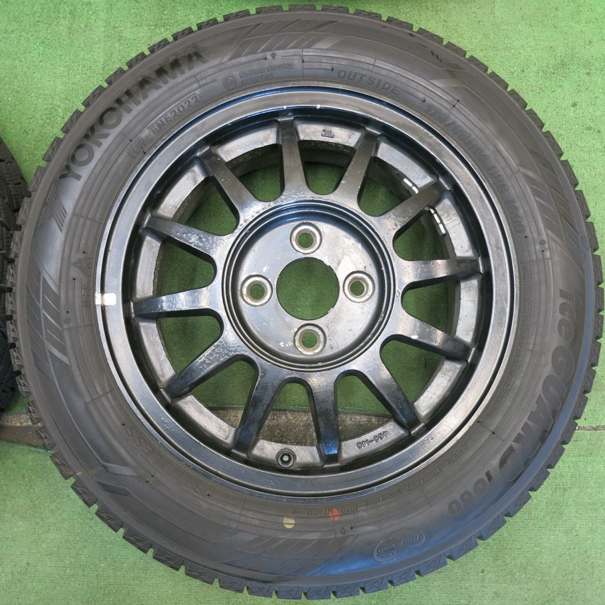 バリ溝！22年！9.5分以上◎スタッドレス 175/65R14 ヨコハマ アイスガード iG60 社外 アルミ 14インチ PCD100/4H◎6080202HAス