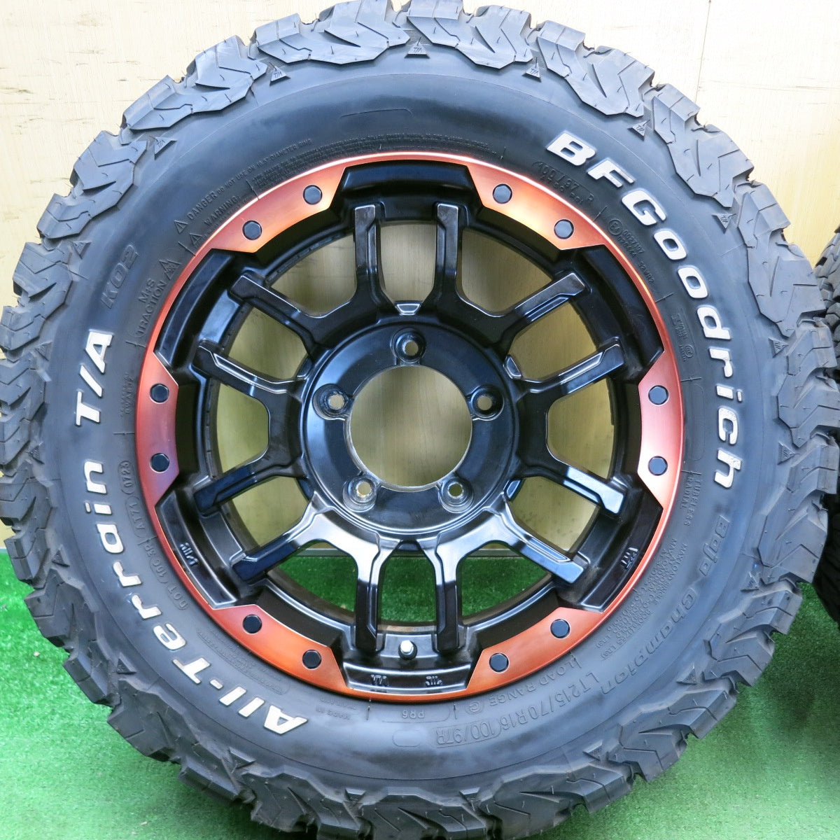 バリ溝！23年！キレイ！9.5分★215/70R16 100/97R BFグッドリッチ All-Terrain T/A KO2 B-LAGNUS FRD 社外 アルミ 16インチ PCD139.7/5H★6052803HAノ