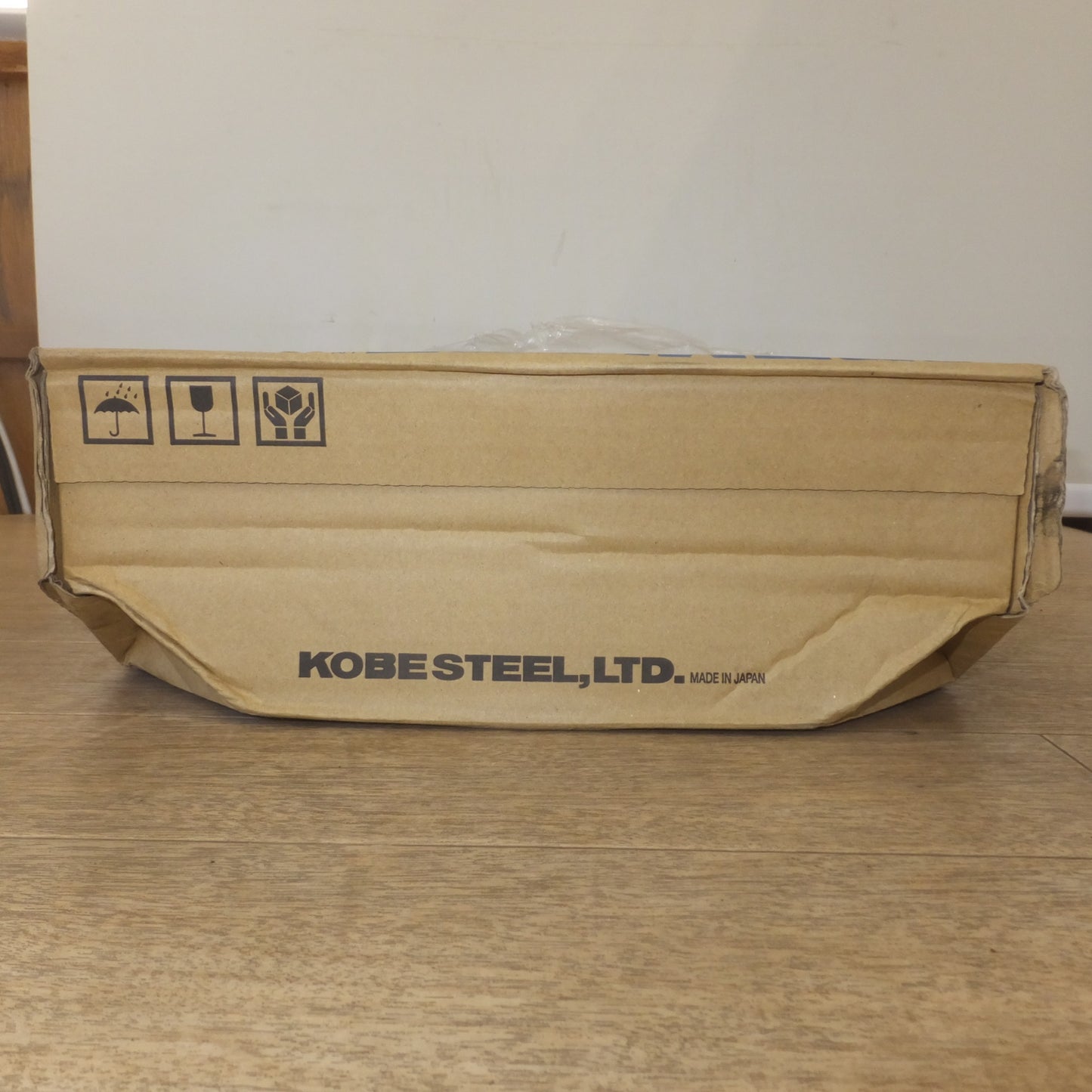 [送料無料] 未使用★神戸製鋼所 コベルコ KOBELCO PREMIARC 硬化肉盛溶接用フラックス入りワイヤ DW-H700 1.2mm 20kg★