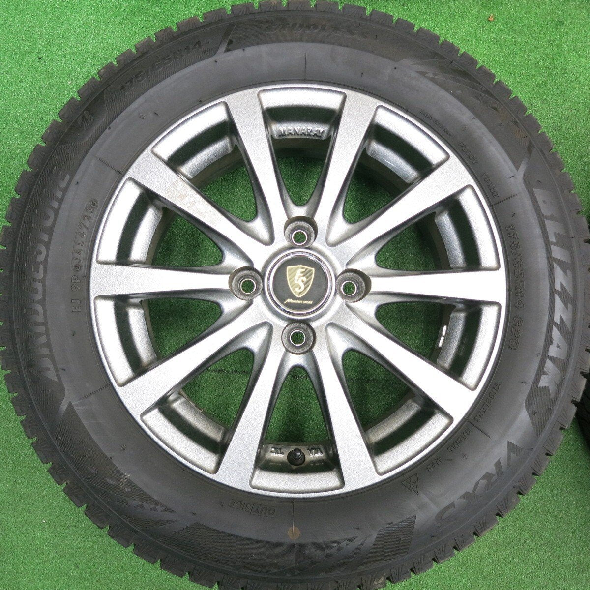 超バリ溝！23年！キレイ！ほぼ10分★スタッドレス 175/65R14 ブリヂストン ブリザック VRX3 MANARAY SPORT マナレイ 14インチ PCD100/4H★4123009HAス