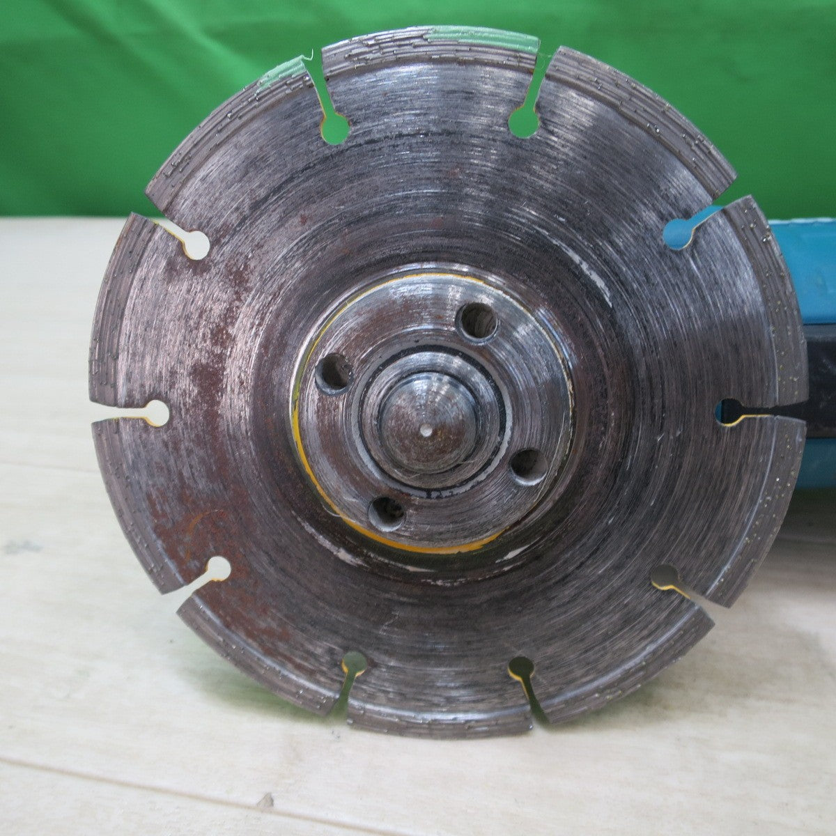 [送料無料] ☆マキタ 125mm 充電式 ディスクグラインダ GA518D 電動 工具 研削 研摩 研磨 機 18V makita☆