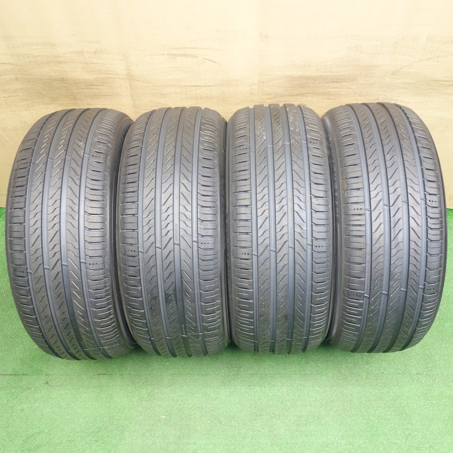 新車外し！25年★225/50R18 ミシュラン プライマシー5 タイヤ 18インチ ヴェゼル カローラクロス 等★6031103KTノタ