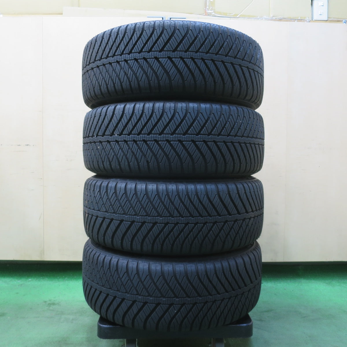 バリ溝！22年！キレイ！9.5分★マツダ ND ロードスター 純正 RAYS 鍛造 195/50R16 グッドイヤー Vector 4Seasons hybrid オールシーズン 16インチ PCD100/4H★6011614イス