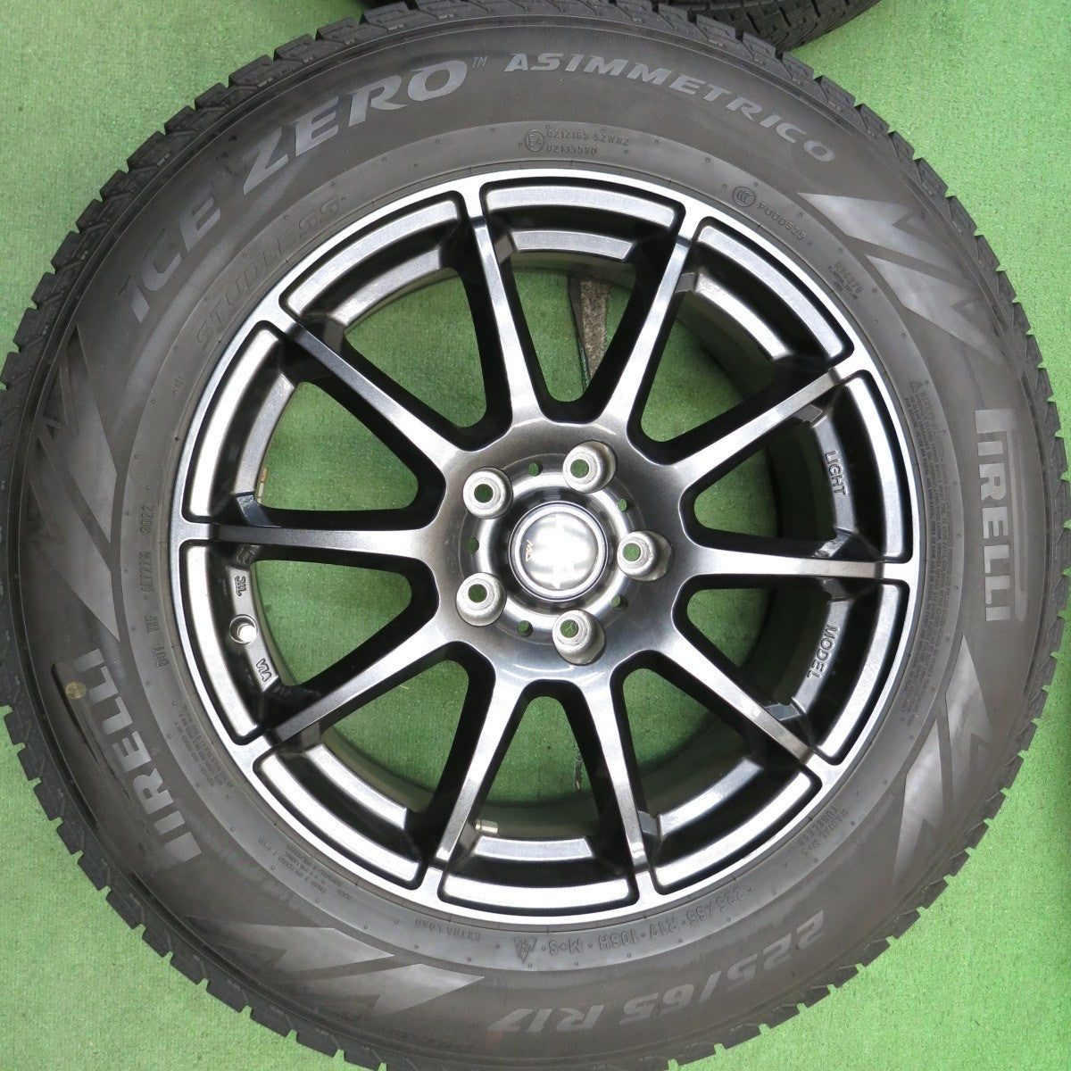 バリ溝！22年！8.5分◎スタッドレス 225/65R17 ピレリ アイスゼロ アシンメトリコ SCHNEIDER MiD シュナイダー 17インチ PCD114.3/5H◎6071809HAス