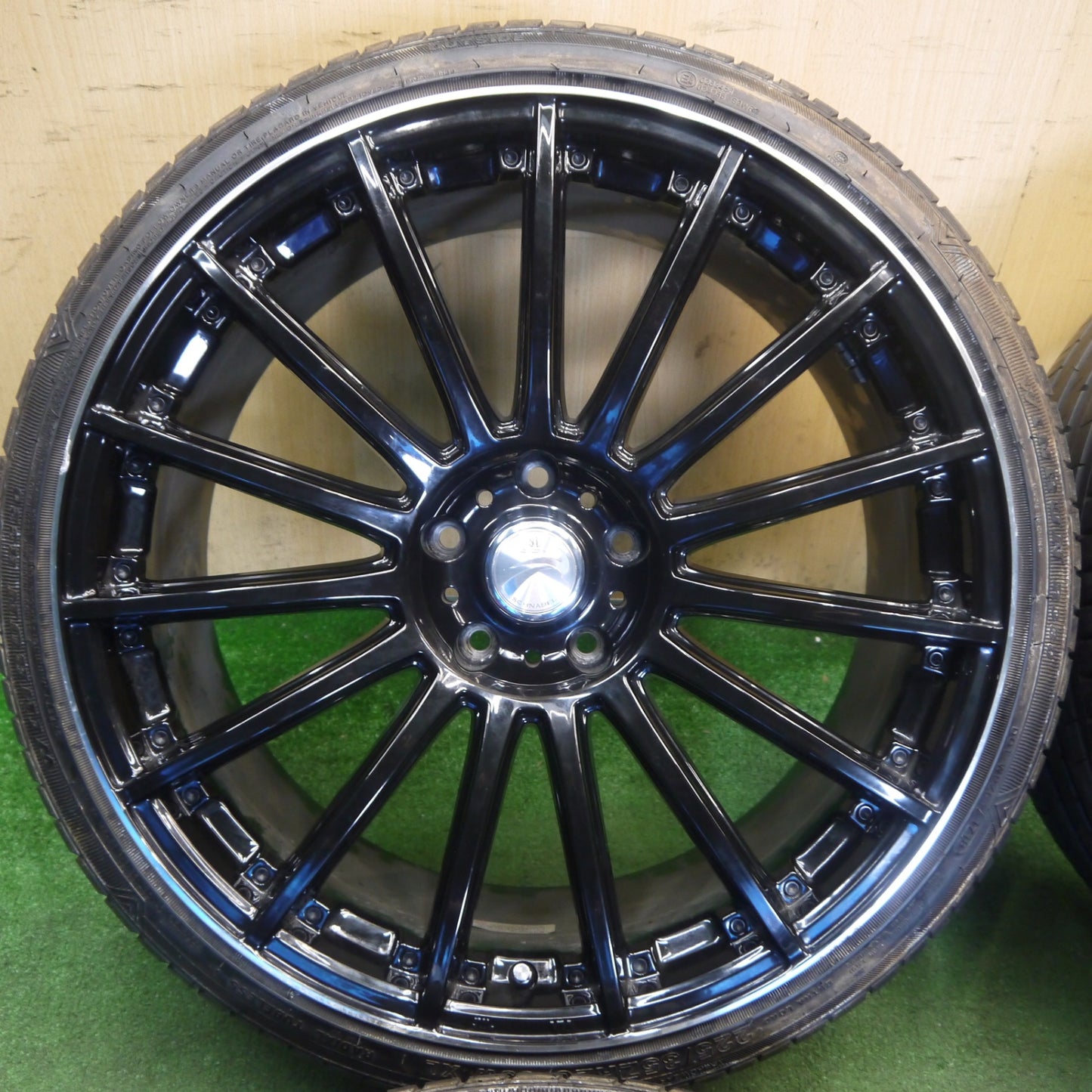 バリ溝！9分★LOXARNY SCHNABEL 225/35R20 ウィンラン R330 ロクサーニ シュナーベル 20インチ PCD114.3/5H★6053104KKノ