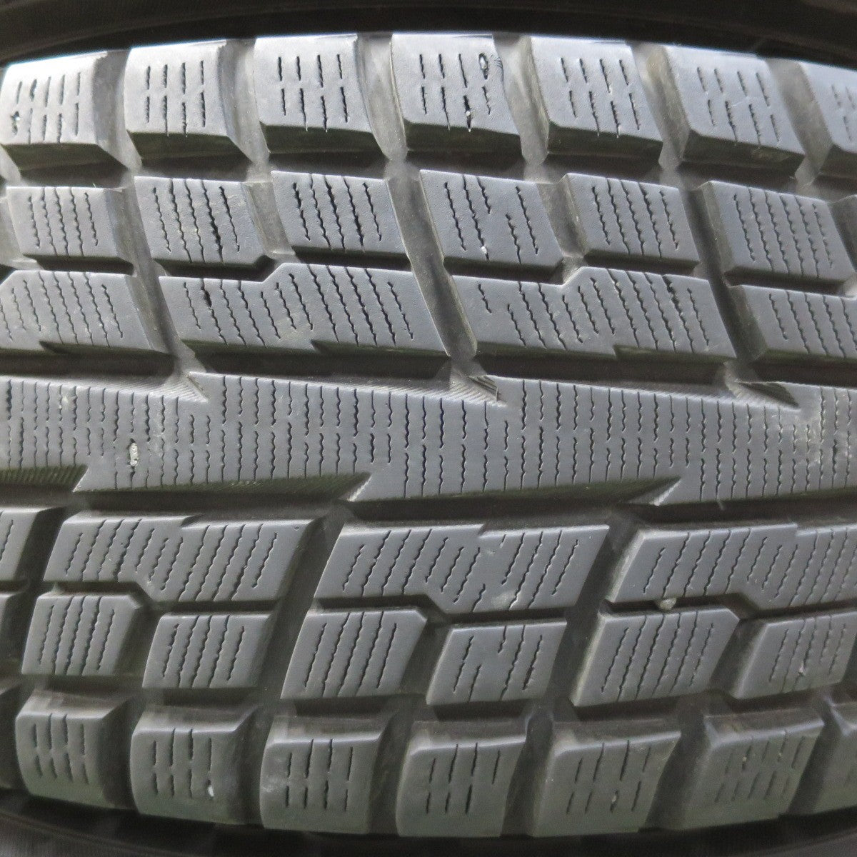 バリ溝！9.5分★スタッドレス 215/65R16 ヨコハマ ジオランダー i/T-S STRANGER ストレンジャー 16インチ PCD114.3/5H★6020401イス