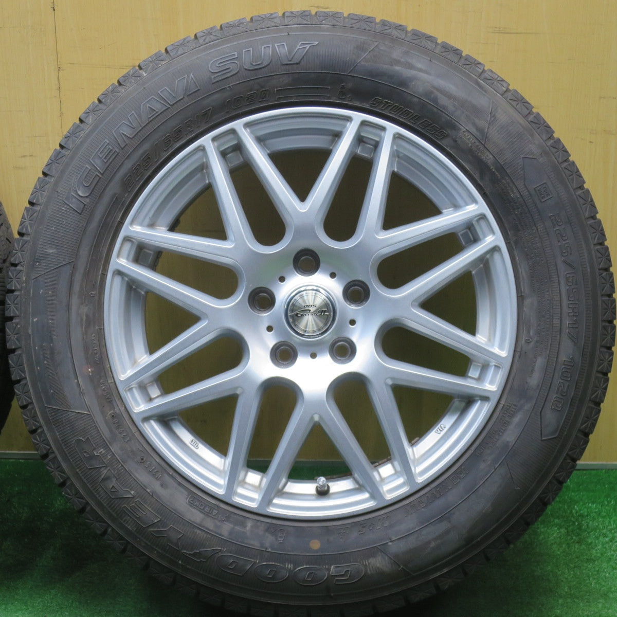 バリ溝！9.5分★スタッドレス 225/65R17 グッドイヤー アイスナビ SUV D.O.S. GavialⅡ DOS 17インチ PCD114.3/5H★5122505NJス