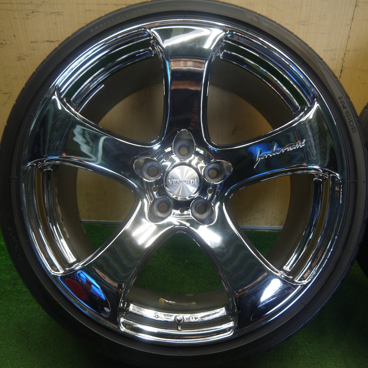 キレイ★VENERDi COSMIC 235/35R19 245/35R19 ブリヂストン プレイズ PZ-1 ヴェネルディ コスミック 19インチ PCD114.3/5H★6060305Hノ