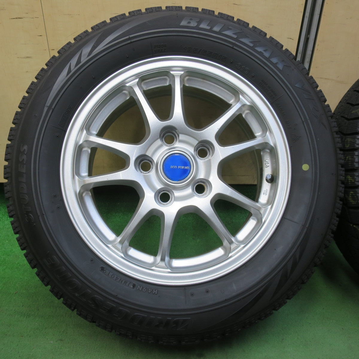 4本価格★スタッドレス 195/65R15 ブリヂストン ブリザック VRX ECO FORME エコフォルム 15インチ PCD114.3/5H★5100603イス