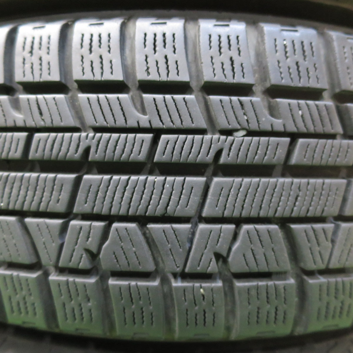 [送料無料] バリ溝！キレイ！8.5分★LOXARNY SPORT BADX 165/65R14 スタッドレス ヨコハマ アイスガード iG50 プラス ロクサーニ 軽自動車 PCD100/4H★5010406イス