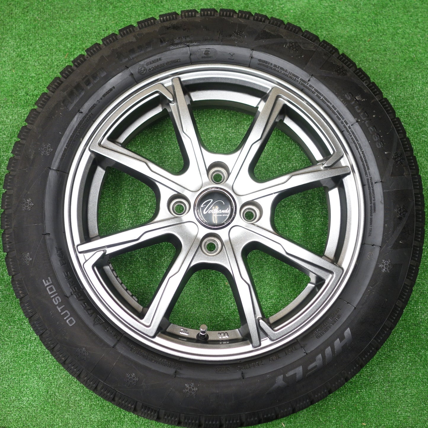 バリ溝！23年！キレイ！9.5分★スタッドレス 175/65R15 ハイフライ Win-turi 216 Varthandi ヴェルザンディ ヴェルサンディ 15インチ PCD100/4H★5120801KTス