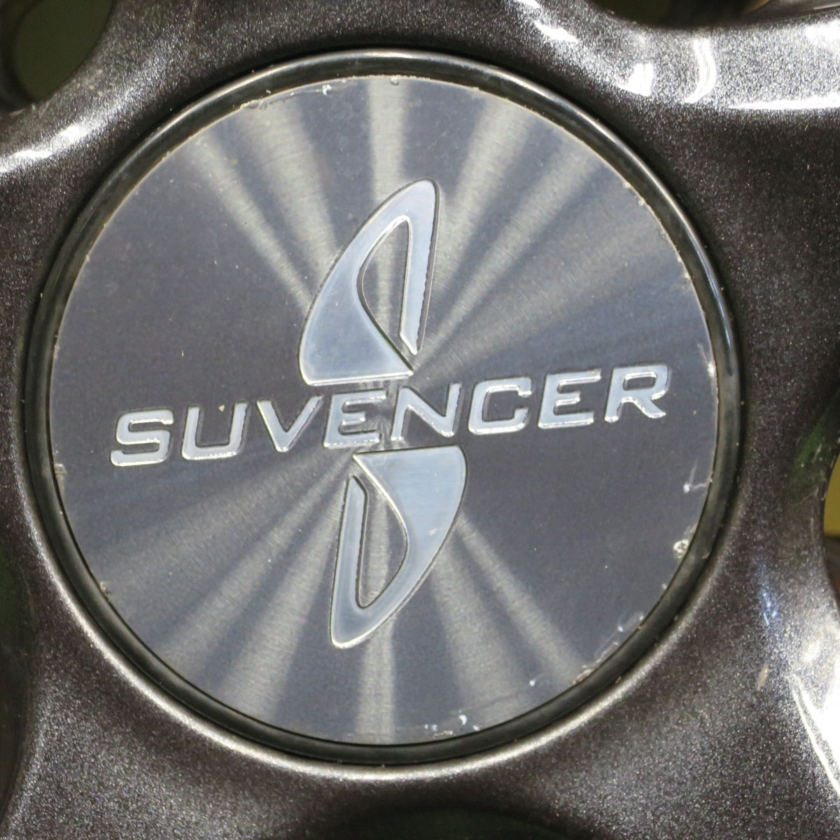 バリ溝！キレイ！9.5分★アウディ 等 235/50R18 スタッドレス ブリヂストン ブリザック VRX SUVENCER AW5s サヴェンサー 18インチ PCD112/5H★5121004NKス