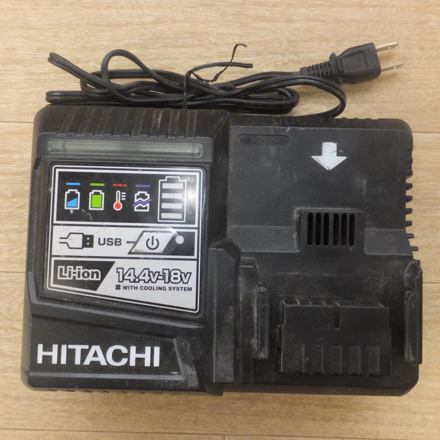 [送料無料] ジャンク★日立  急速充電器 UC18YDL　蓄電池 BSL3626 BSL1850 BSL1450 BSL1430　ほか 互換品 セット★