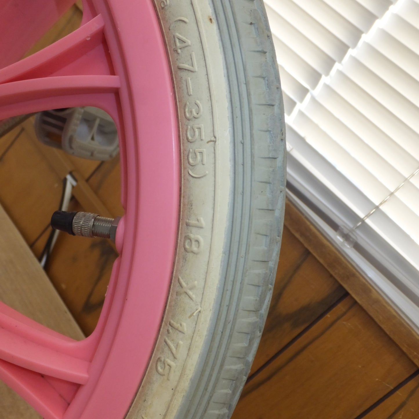 [送料無料] ★サギサカ SAGISAKA ユニサイクル UNICYCLE 一輪車 18インチ YL-09-04★