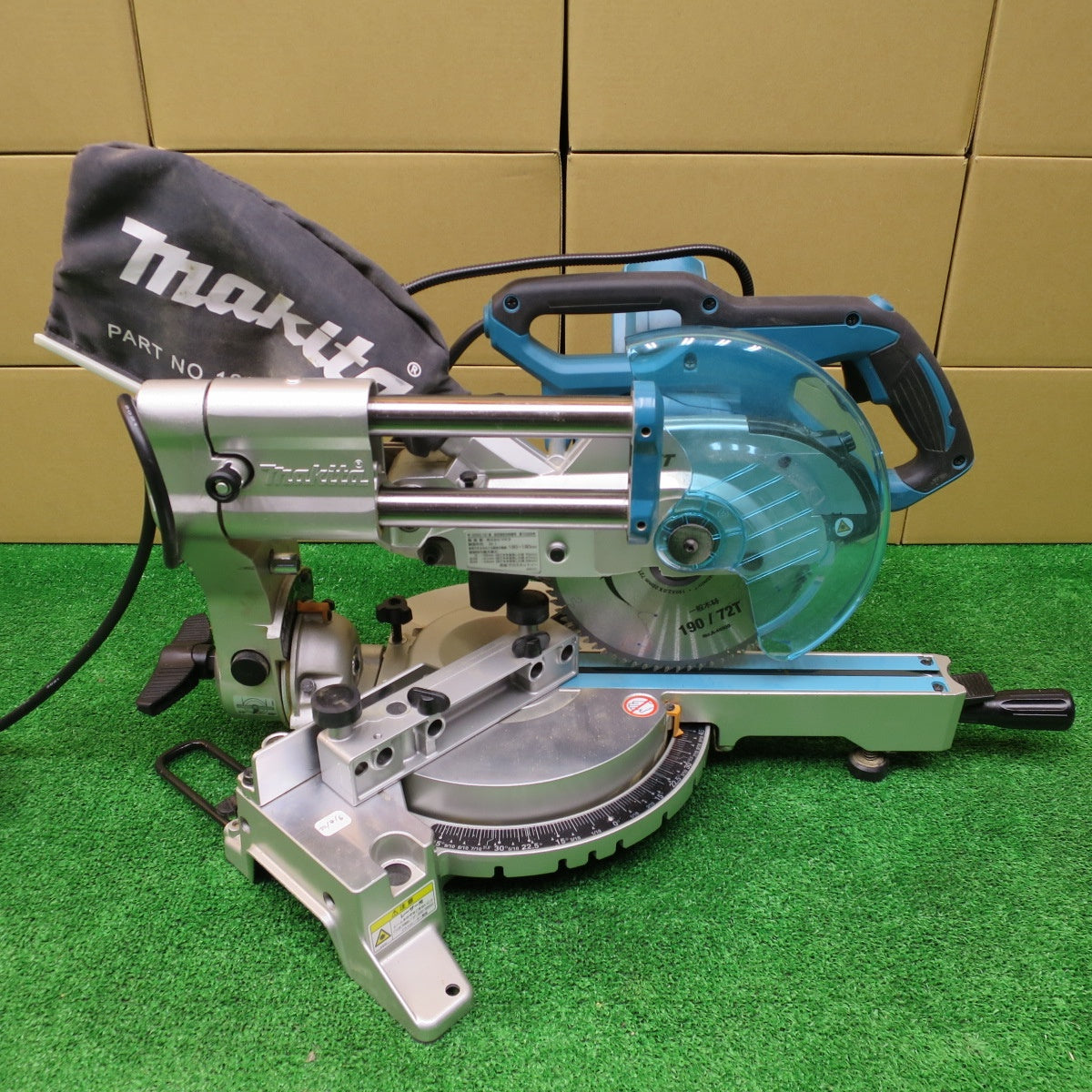 [送料無料] 付属品付き◆マキタ 190mm スライド マルノコ LS0717FL 電動工具 クロス カットソー 切断 機 丸鋸 丸ノコ 丸のこ コード式 Makita◆