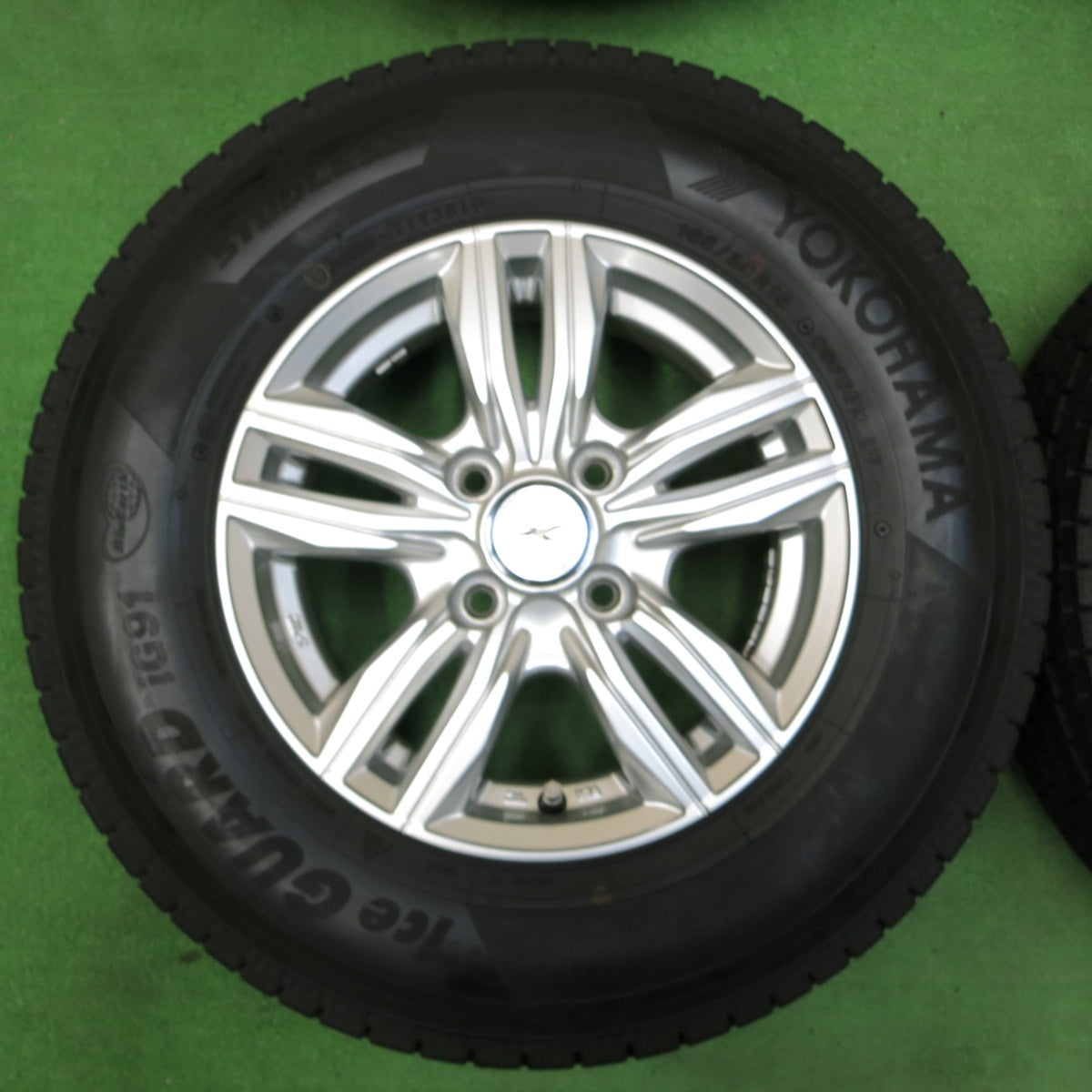 *送料無料* バリ溝！キレイ！9.5分★スタッドレス 165/80R13 90/88N ヨコハマ アイスガード iG91 JOKER ジョーカー 13インチ PCD100/4H★4052403イス