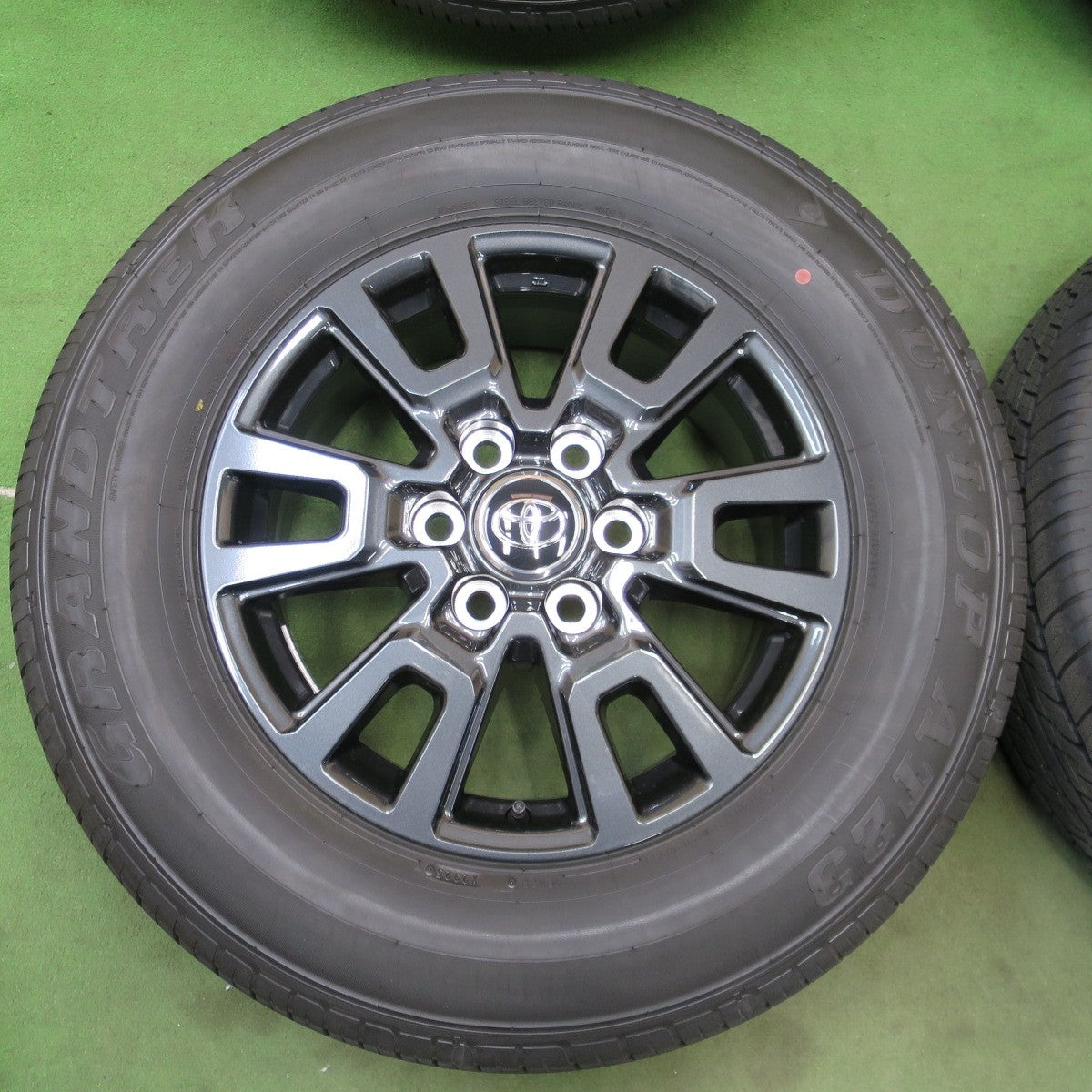 新車外し！25年★トヨタ ランクル 250 VX 純正 265/65R18 ダンロップ AT23 グラントレック 18インチ PCD139.7/6H★6032703ナノ