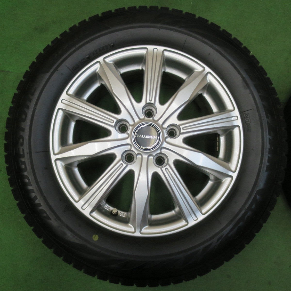 キレイ！21年★スタッドレス 195/65R15 ブリヂストン ブリザック VRX2 BALMINUM バルミナ 15インチ PCD114.3/5H★5013107イス