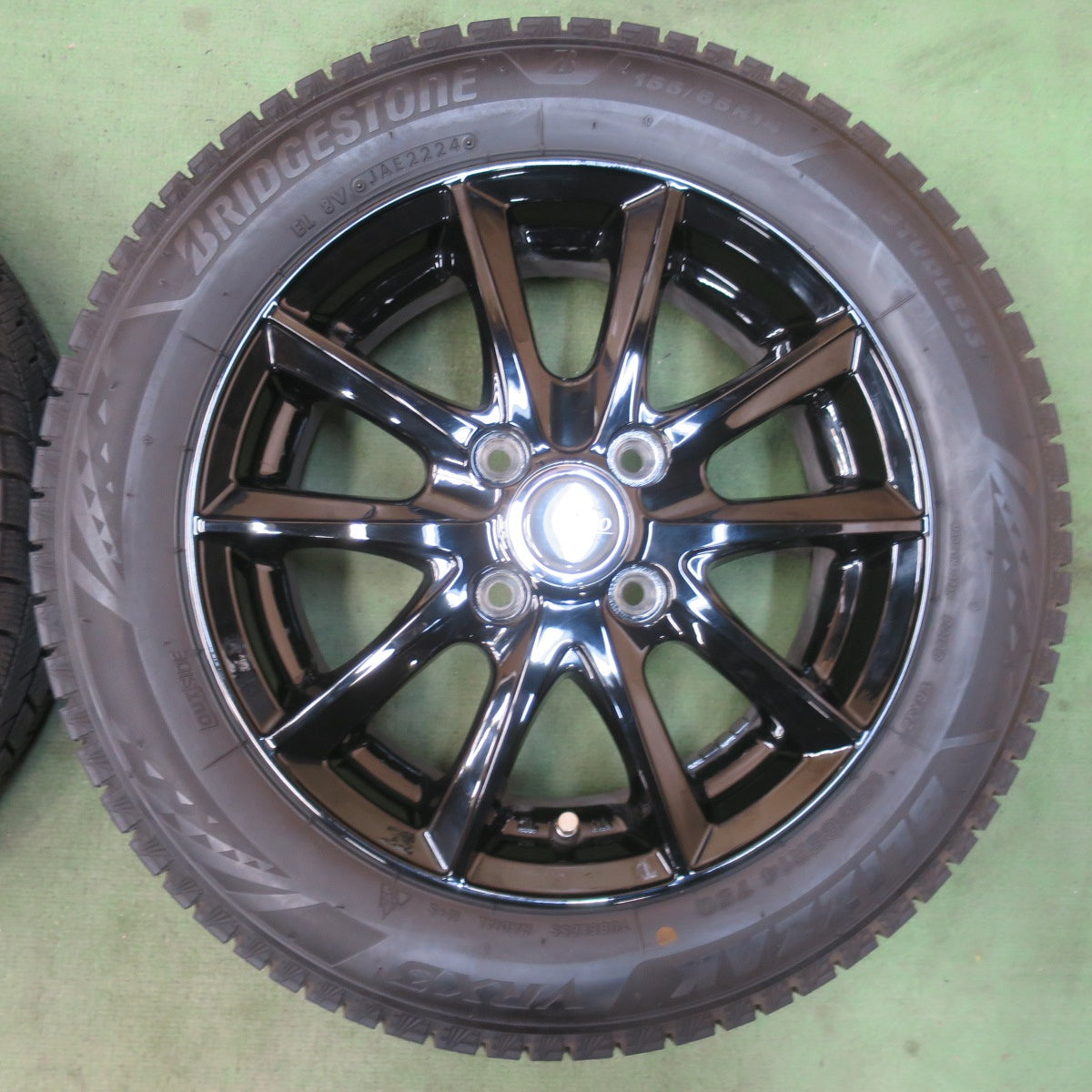 バリ溝！24年！キレイ！9分★スタッドレス 155/65R14 ブリヂストン ブリザック VRX3 PREO プレオ 14インチ PCD100/4H★6031405イス