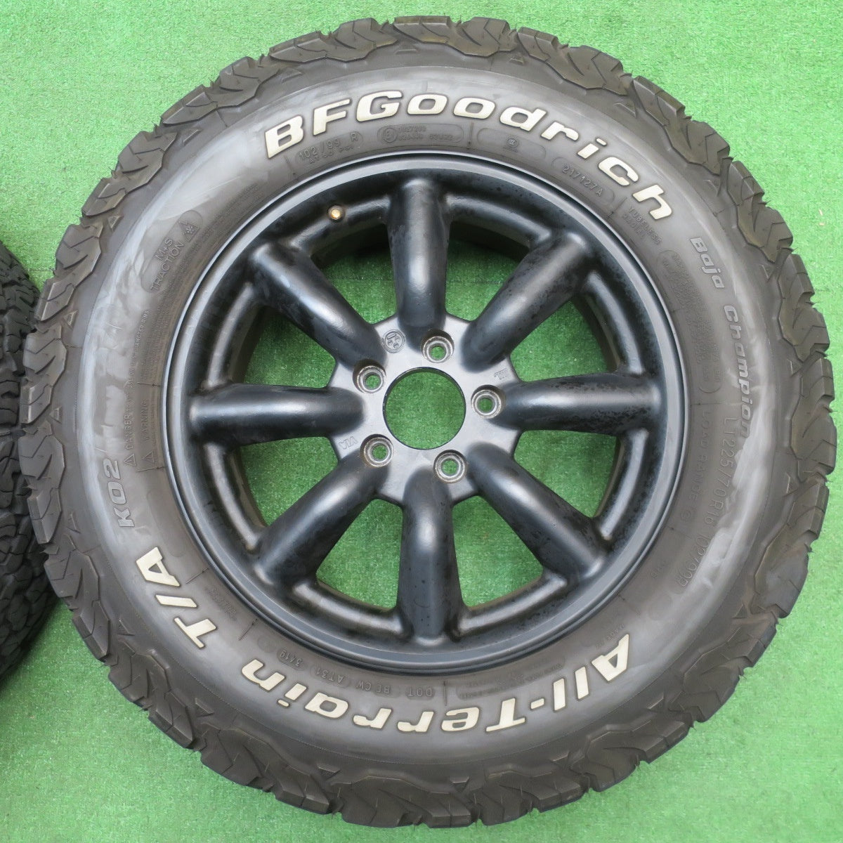 バリ溝！8.5分★ジープ レネゲード RS ワタナベ F8F 225/70R16 102/99R BFグッドリッチ All-Terrain T/A KO2 16インチ PCD110/5H★5110709NJス