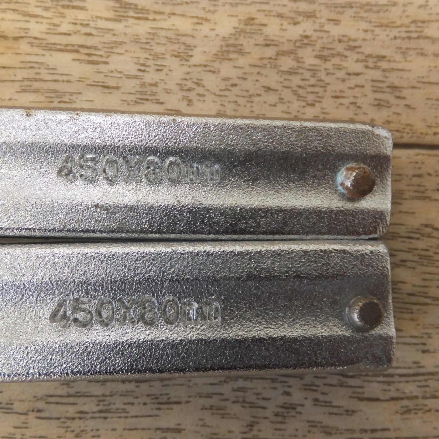 [送料無料] ★F型クランプ メーカー 形式 不明　1200×80mm 2個　450×80mm 2個　セット★