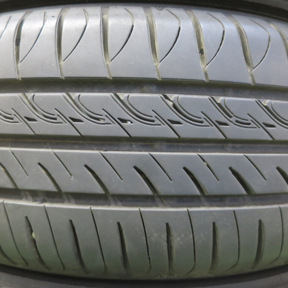 バリ溝！24年！9.5分★トヨタ アクア 純正 スチール 185/60R15 トーヨー プロクセス CF3 15インチ PCD100/4H★6052905イノ