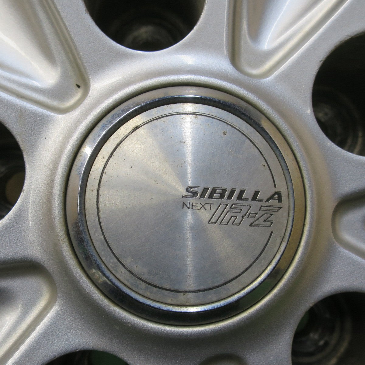 バリ溝！22年！8.5分★スタッドレス 195/65R15 ブリヂストン ブリザック VRX3 SIBILLA NEXT IR-Z シビラ 15インチ PCD114.3/5H★6031208イス