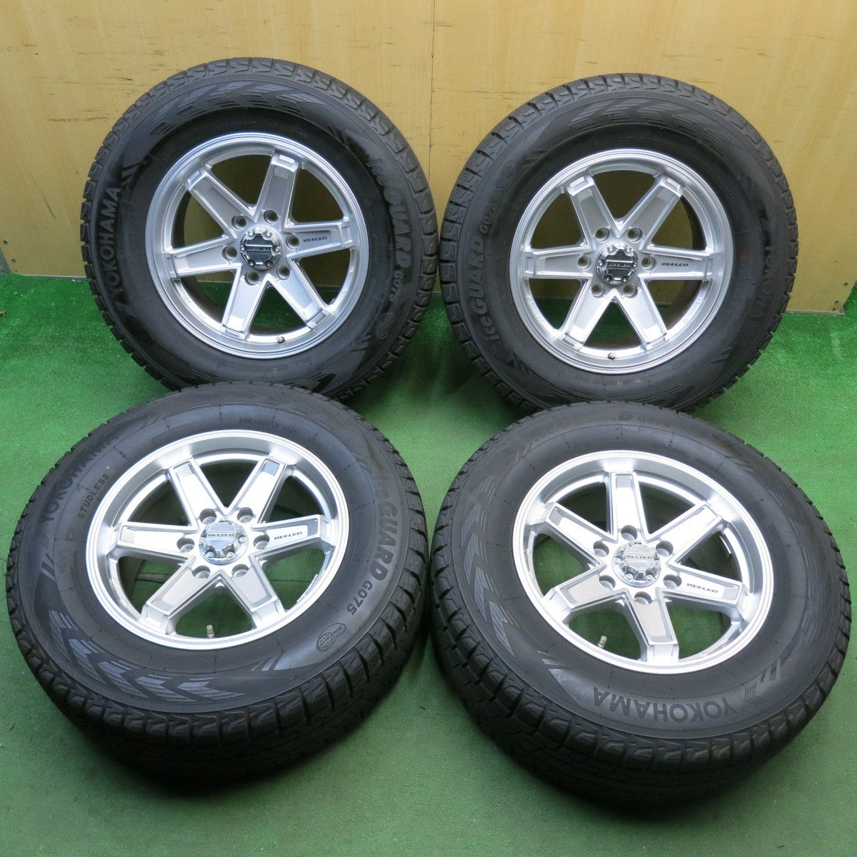 バリ溝！22年！キレイ！9.5分★KEELER TACTICS 265/65R17 スタッドレス ヨコハマ アイスガード G075 キーラー タクティクス 17インチ PCD139.7/6H★6042310HAス