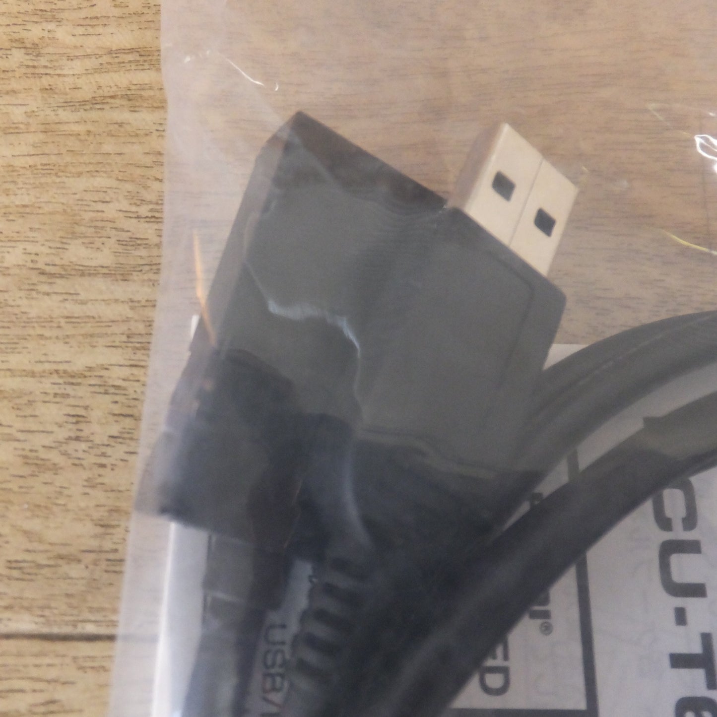 [送料無料] 未使用★アルパイン ALPINE ミツビシ車専用 アルパインナビゲーション専用 USB/HDMI 接続ユニット KCU-T600HU★