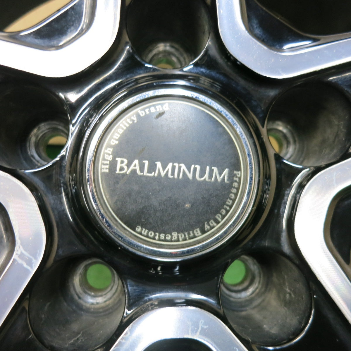 4本価格★BALMINUM バルミナ 17インチ ホイール 17×7J PCD114.3/5H★5042508SYホ