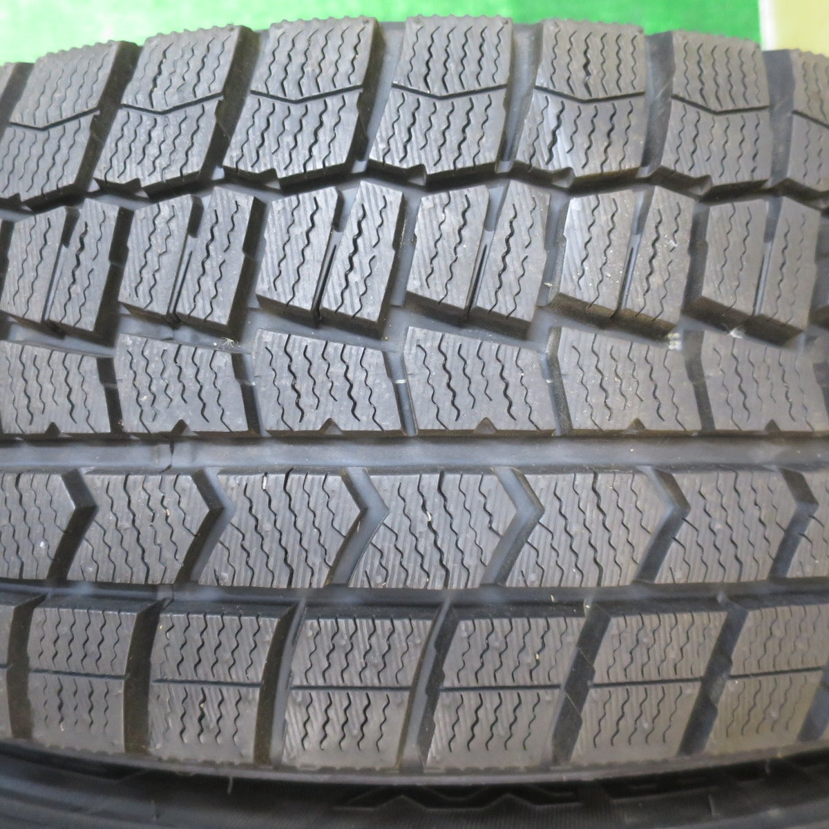 ほぼ未使用！23年！キレイ★スタッドレス 195/65R15 ダンロップ ウインターマックス WM02 Exceeder エクシーダー 15インチ PCD114.3/5H★5102803NJス