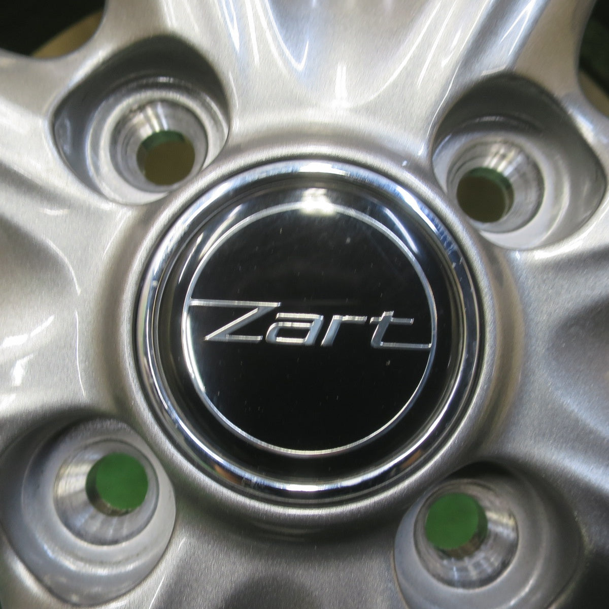 バリ溝！25年！キレイ！9.5分以上◎スタッドレス 155/65R14 ダンロップ ウインターマックス WM02 Zart 社外 アルミ 14インチ PCD100/4H◎6092305イス
