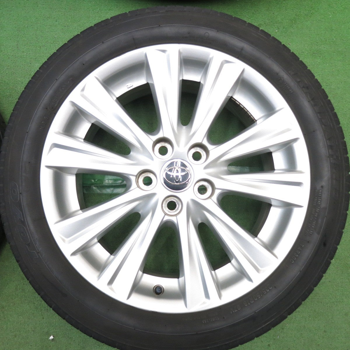 キレイ◎トヨタ 30系 アルファード ヴェルファイア 純正 235/50R18 トーヨー トランパス R30 18インチ PCD114.3/5H◎6091307HAノ