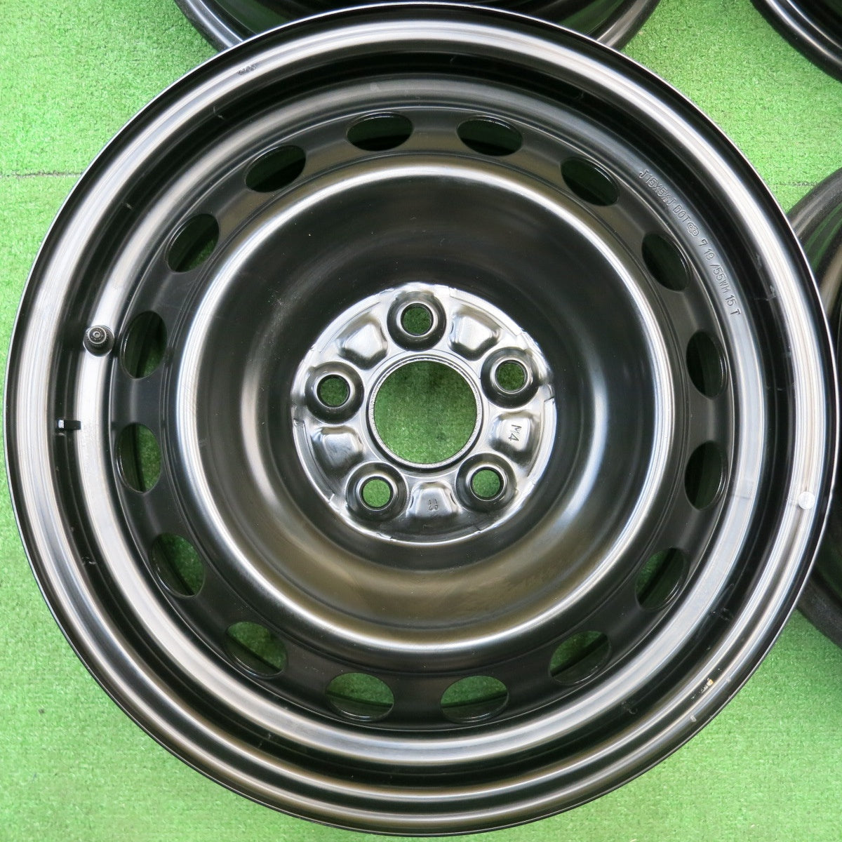 新車外し★トヨタ シエンタ 純正 スチール ホイール 15インチ 15×5.5J PCD100/5H★5112506HAホ