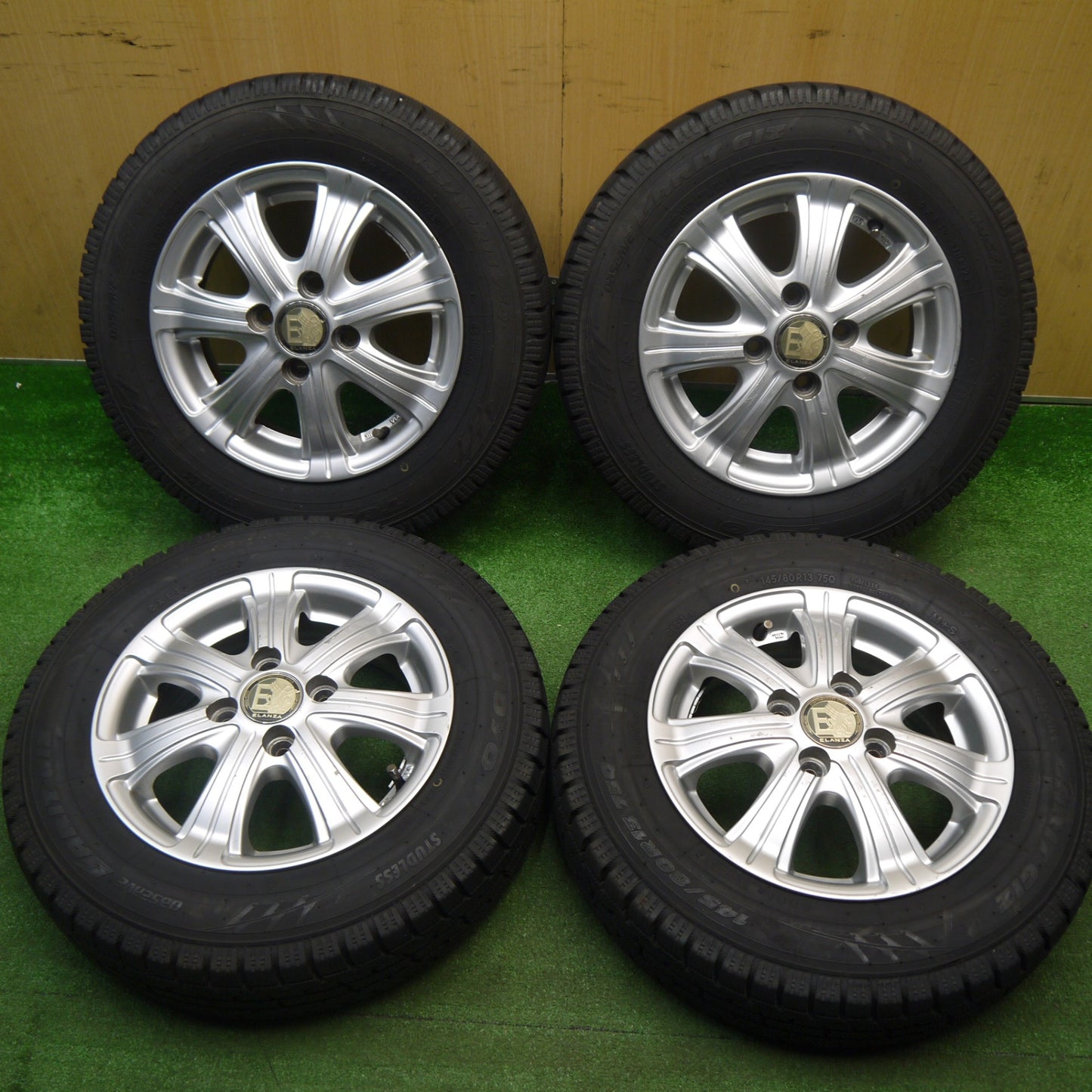 バリ溝！23年！9分★スタッドレス 145/80R13 トーヨー オブザーブ ガリット GIZ ELANZA 社外 アルミ 13インチ PCD100/4H★5121910Hス