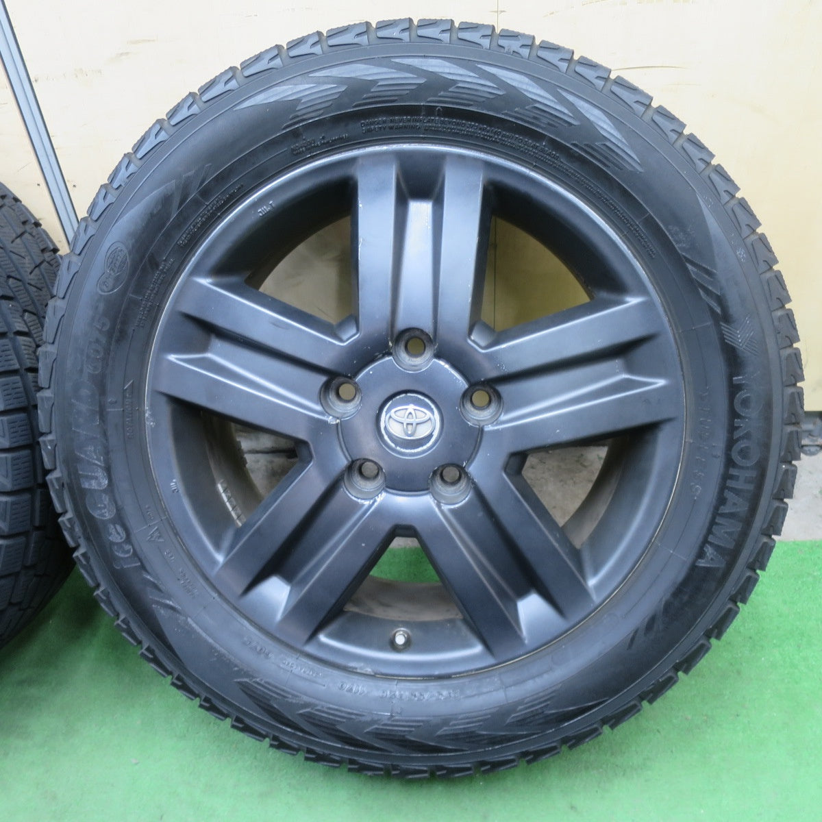 バリ溝！9.5分★トヨタ US タンドラ 純正 275/55R20 スタッドレス ヨコハマ アイスガード G075 20インチ PCD150/5H★6013107ナス