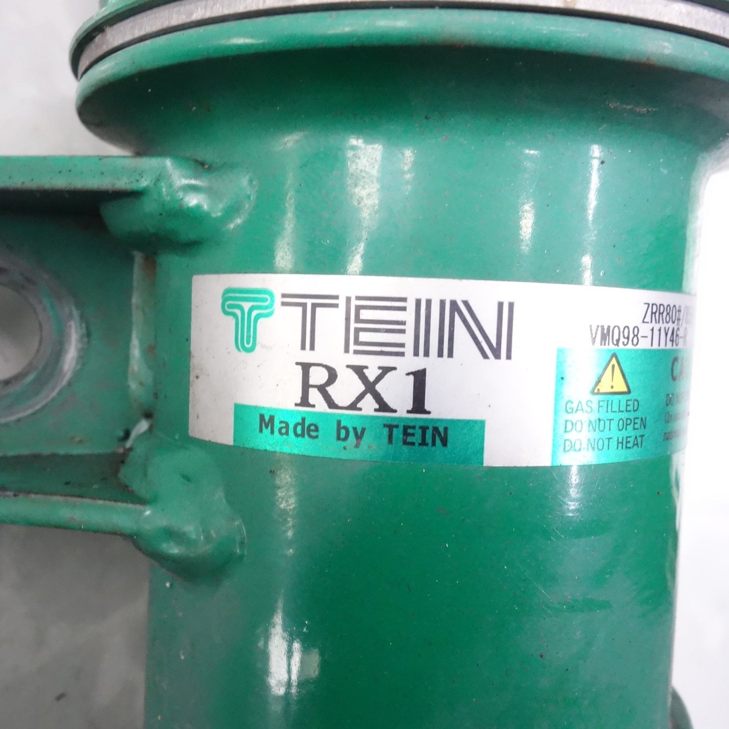 [送料無料] ◆TEIN RX1 ノア ZRR80 ヴォクシー 車高調 キット VMQ99-11931-R VMQ98-11Y46-R/L◆