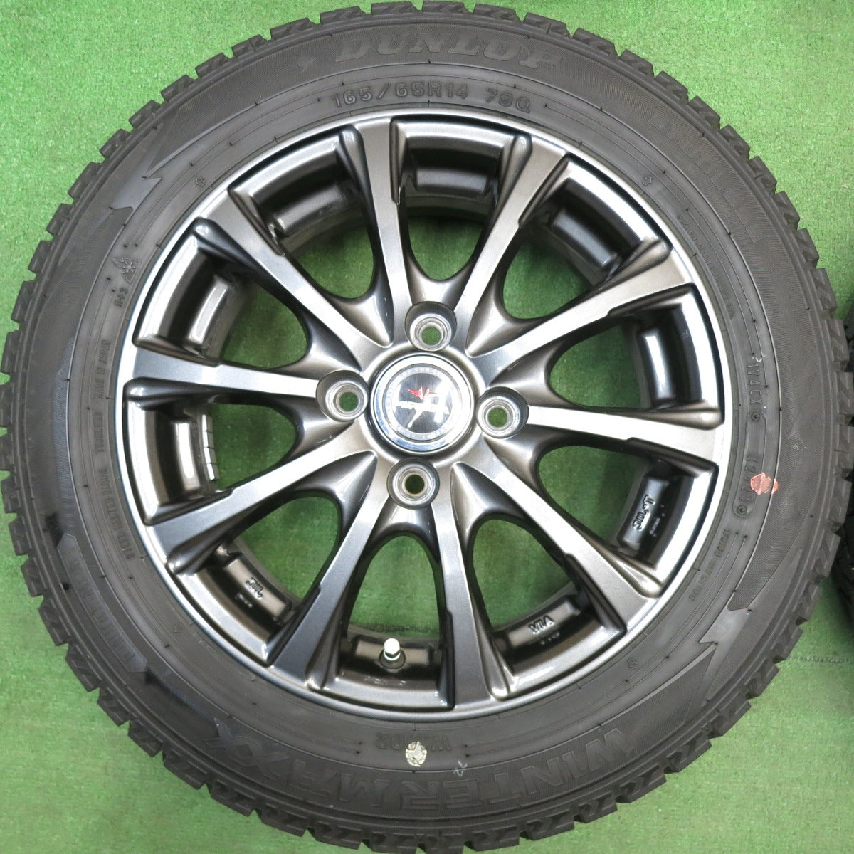 バリ溝！24年！キレイ！ほぼ10分★スタッドレス 165/65R14 ダンロップ ウインターマックス WM02 AIRNOVA エアノヴァ 14インチ PCD100/4H★6032805HAス