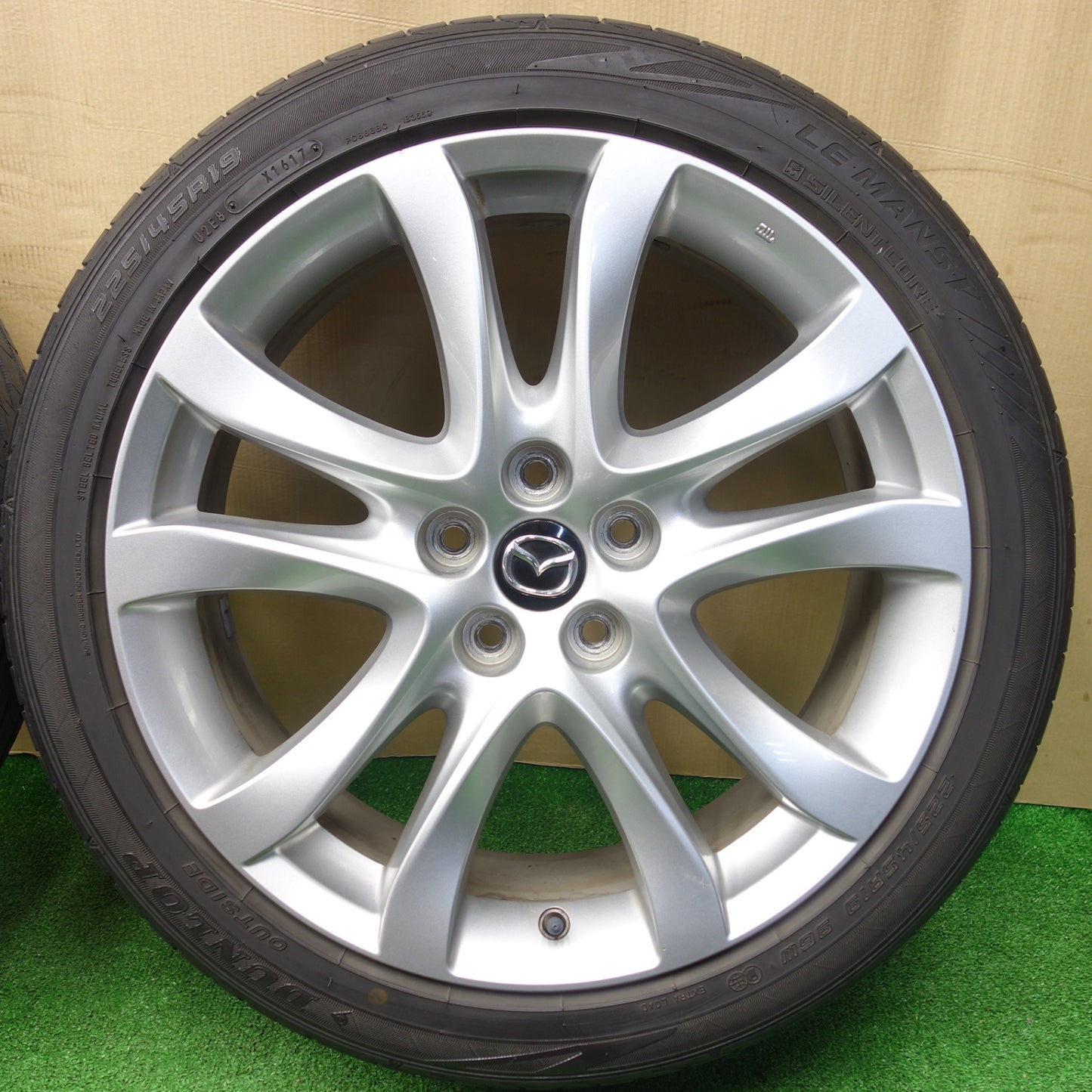 4本価格★マツダ GJ アテンザ 純正 225/45R19 ダンロップ LE MANS V ルマン5 19インチ PCD114.3/5H★5121101KTノ