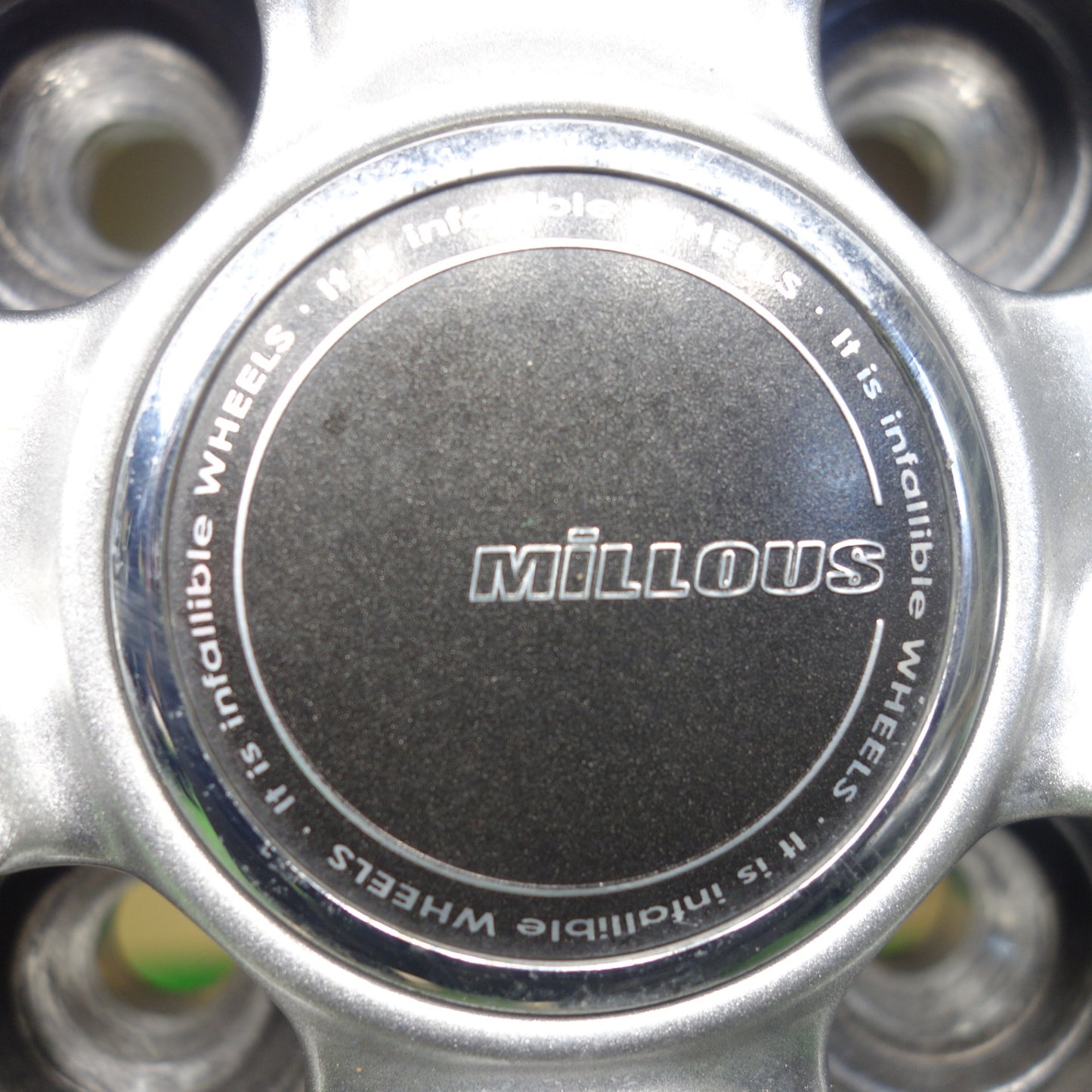 バリ溝！23年！キレイ！9.5分★スタッドレス 175/65R15 ヨコハマ アイスガード iG70 MiLLOUS VX ミルアス 15インチ PCD100/4H★5121404KTス