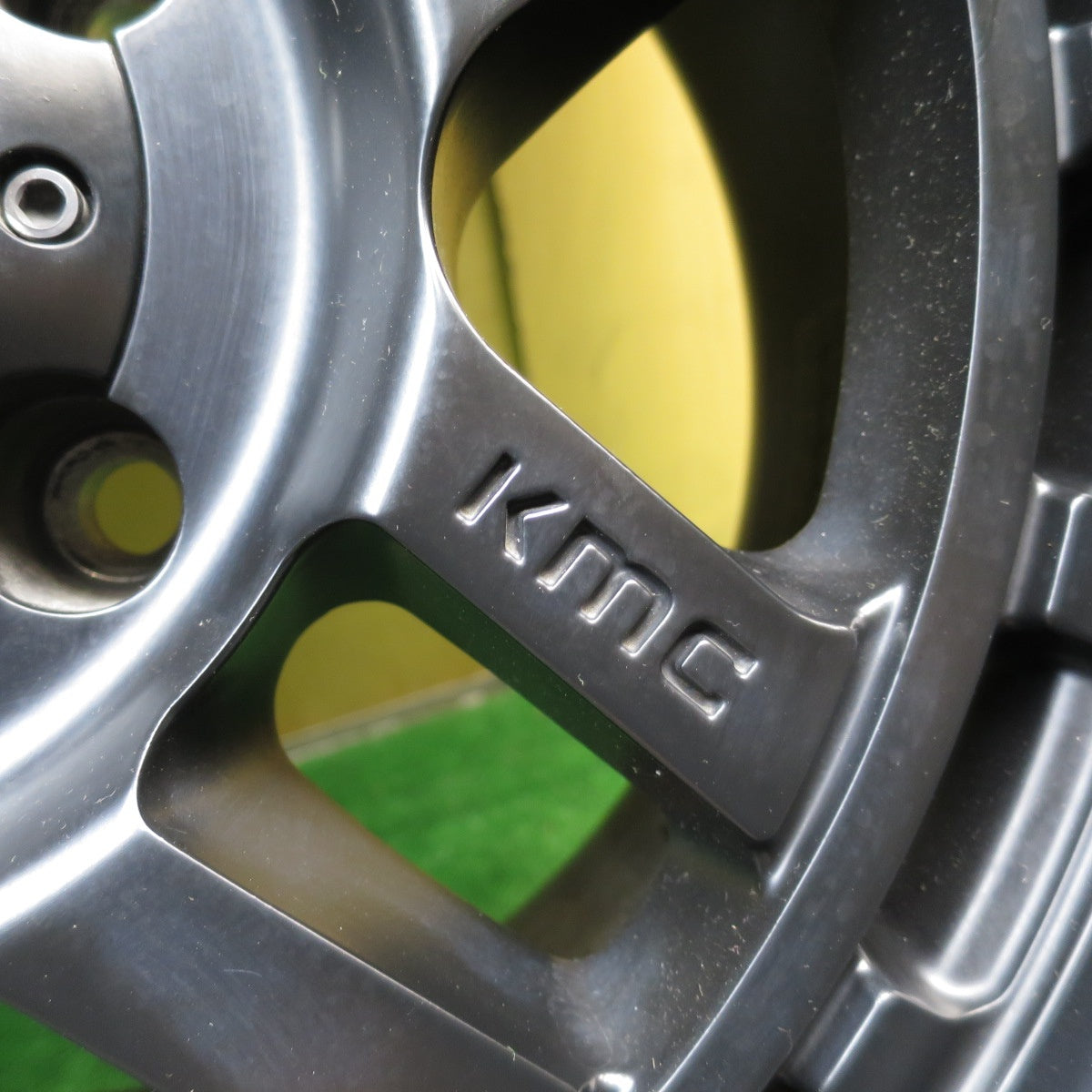 バリ溝！21年！キレイ！9.5分！1本★ジープ KMC KM540 35×12.50R17LT 121R BFグッドリッチ All-Terrain T/A KO2 17インチ PCD127/5H★5060301クノ