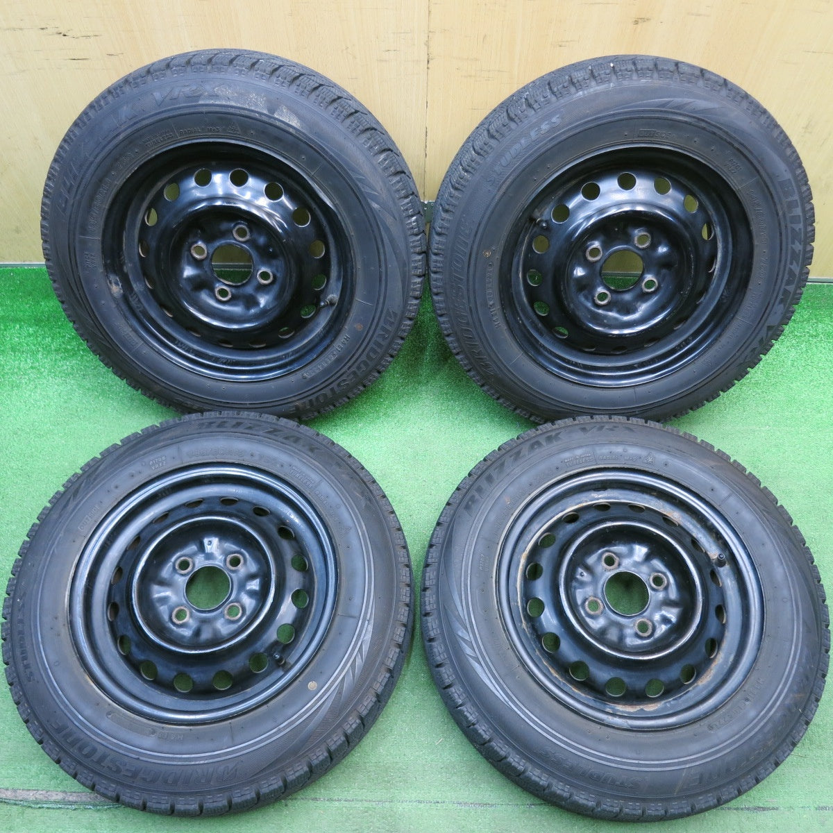 4本価格★日産 純正 スチール 145/80R13 スタッドレス ブリヂストン ブリザック VRX 13インチ PCD100/4H★6041806HAス