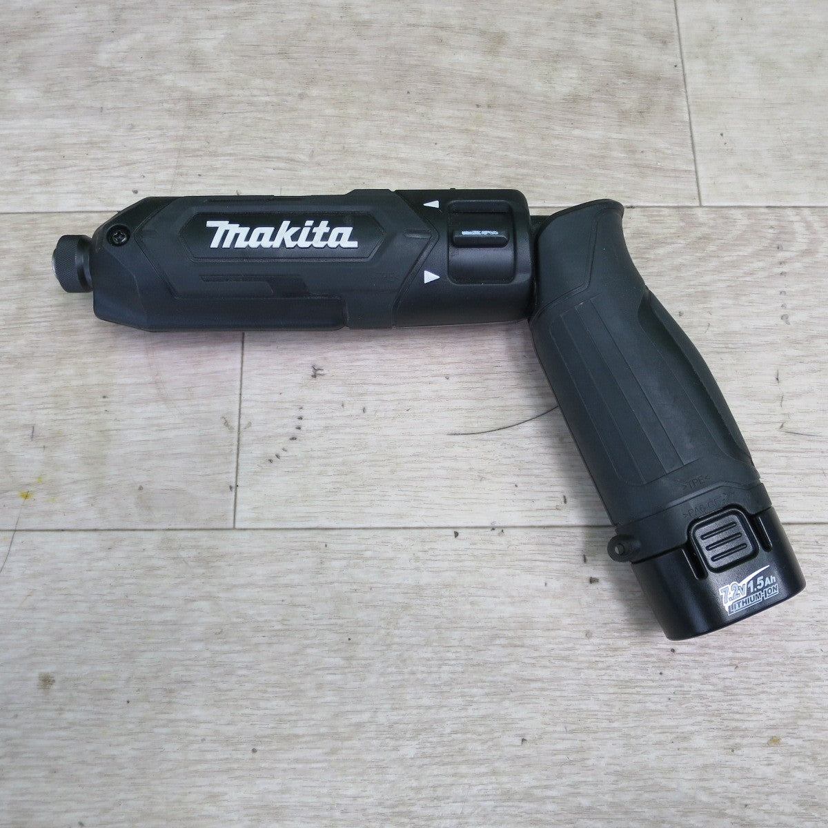 [送料無料] バッテリー2個付！美品☆マキタ 充電式 ペン インパクトドライバ TD022DSHXB 電動 工具☆